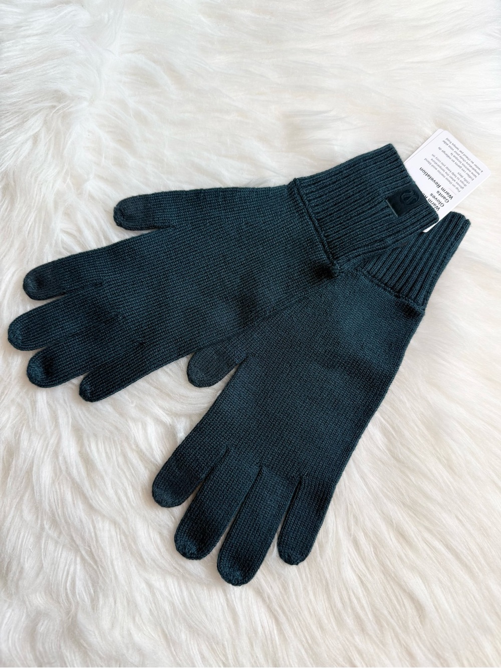 Lululemon Warm Revelation Gloves Size XS INCB New